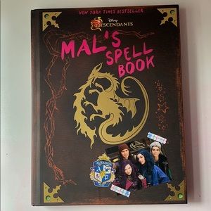 Mal’s Spell Book: A Descendants Story